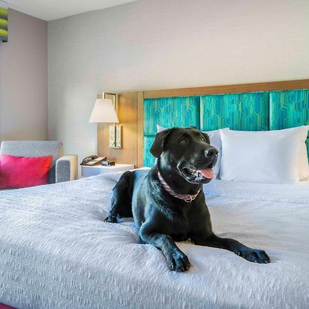 Hampton Inn East Aurora Εξωτερικό φωτογραφία