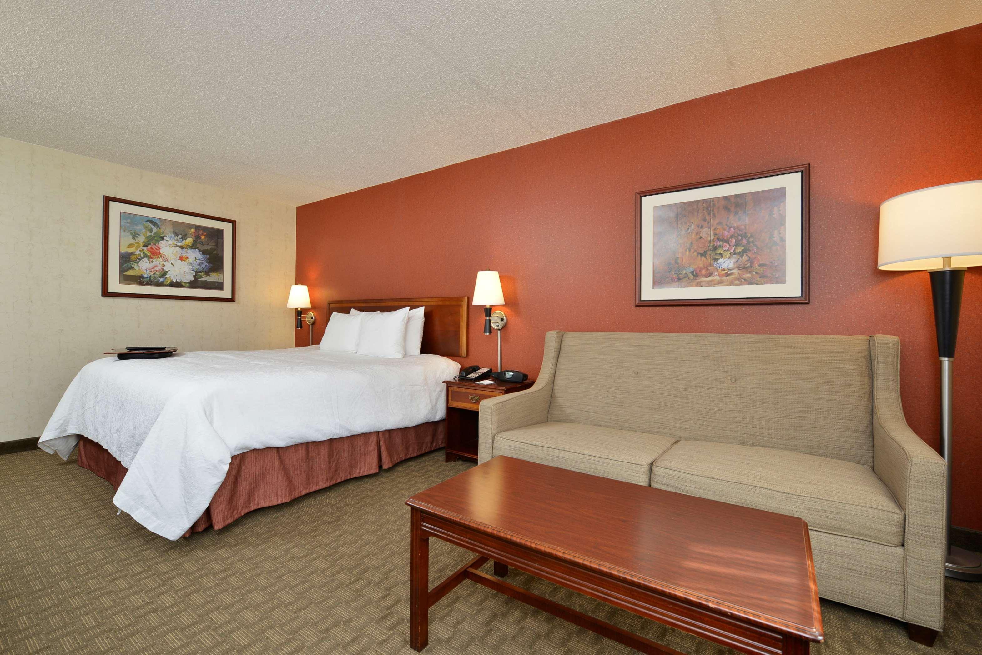 Hampton Inn East Aurora Εξωτερικό φωτογραφία