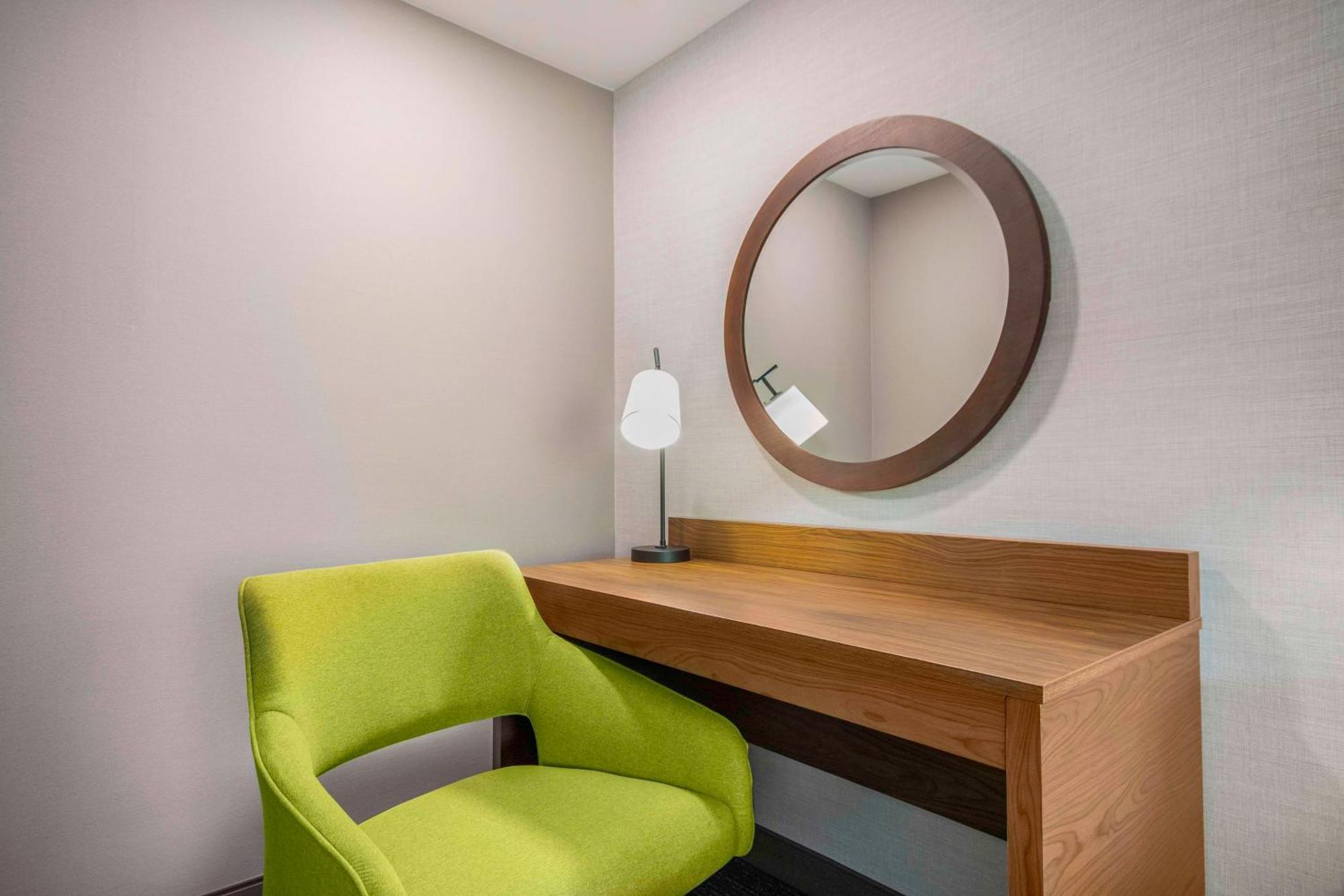 Hampton Inn East Aurora Εξωτερικό φωτογραφία