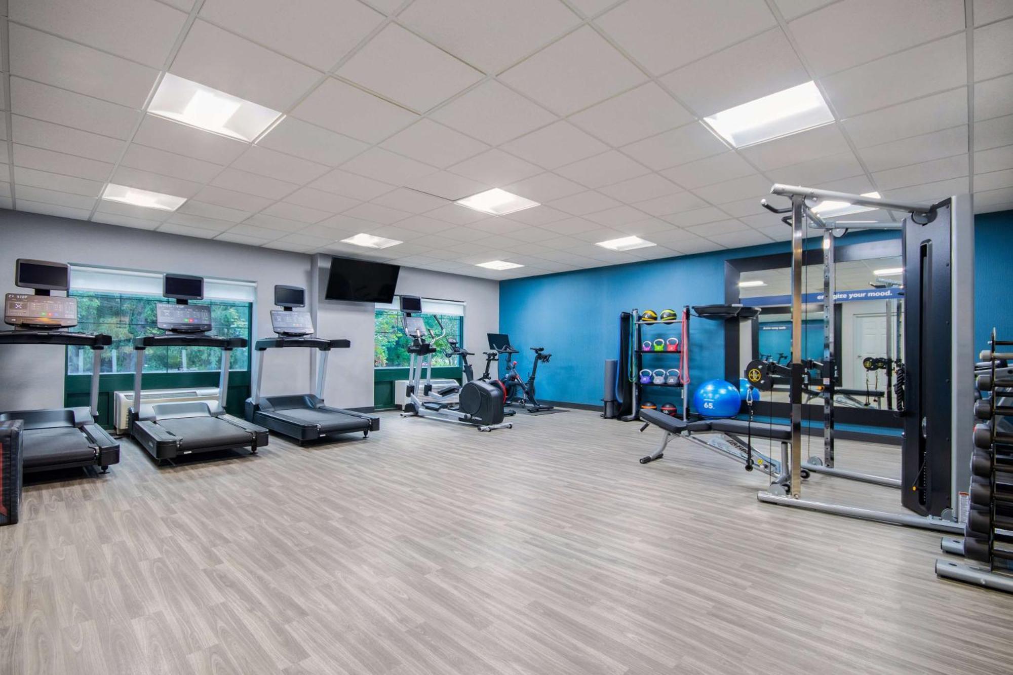Hampton Inn East Aurora Εξωτερικό φωτογραφία