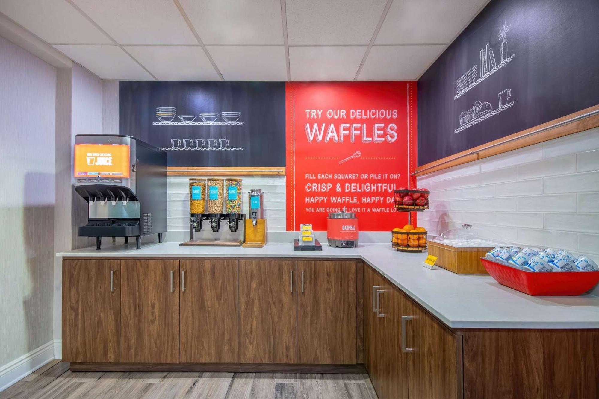 Hampton Inn East Aurora Εξωτερικό φωτογραφία