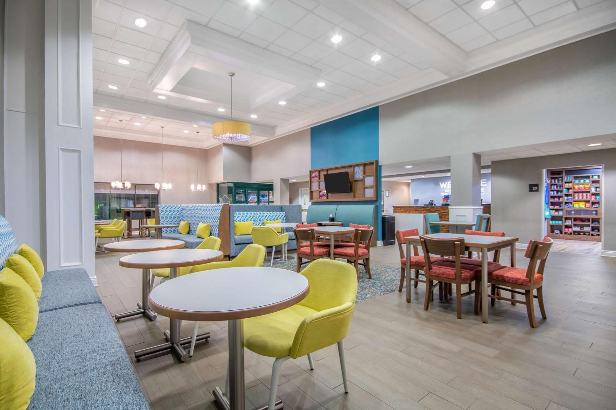 Hampton Inn East Aurora Εξωτερικό φωτογραφία