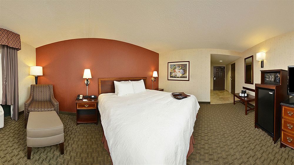Hampton Inn East Aurora Εξωτερικό φωτογραφία